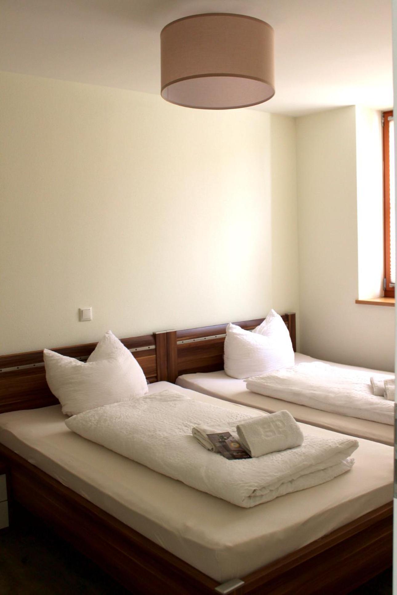 Greenpartment Boardinghouse Neustadt Neustadt an der Donau Bagian luar foto