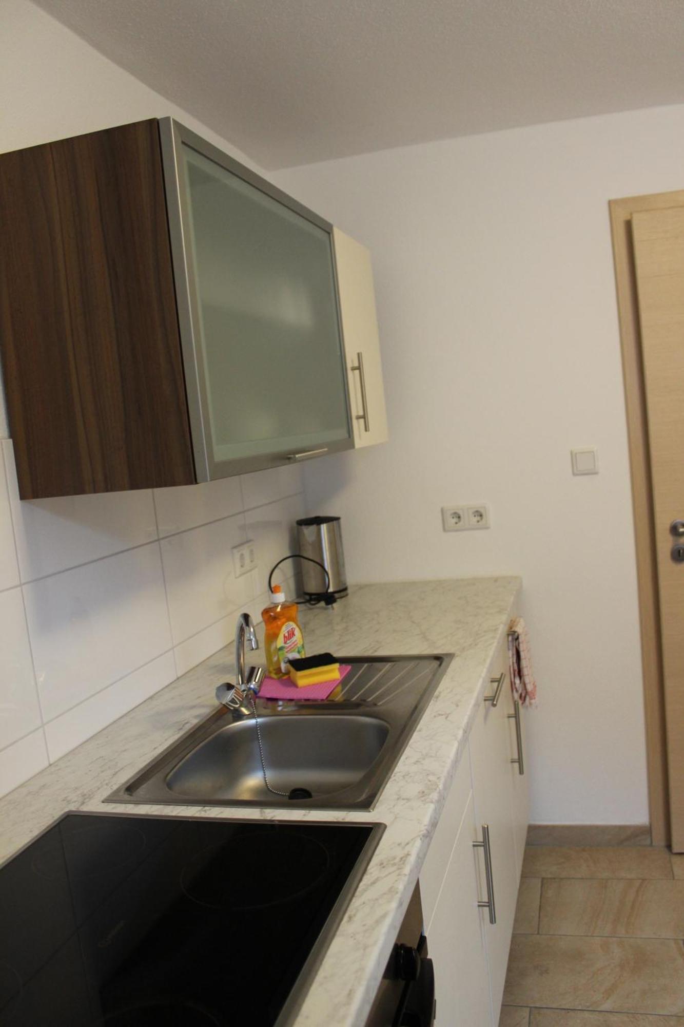 Greenpartment Boardinghouse Neustadt Neustadt an der Donau Ruang foto