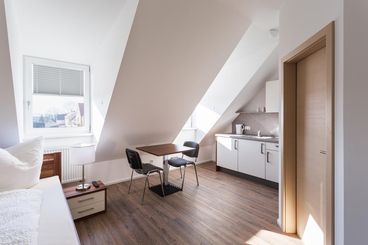 Greenpartment Boardinghouse Neustadt Neustadt an der Donau Bagian luar foto
