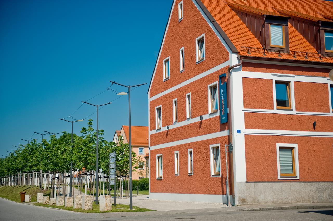 Greenpartment Boardinghouse Neustadt Neustadt an der Donau Bagian luar foto