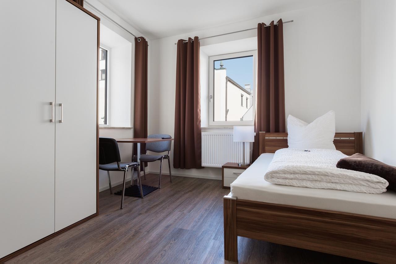 Greenpartment Boardinghouse Neustadt Neustadt an der Donau Bagian luar foto