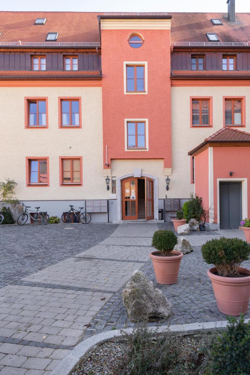 Greenpartment Boardinghouse Neustadt Neustadt an der Donau Bagian luar foto